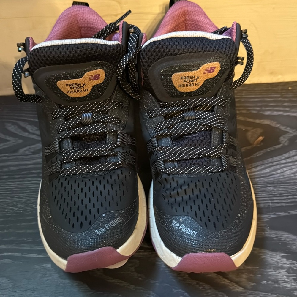 New Balance Hierro HT